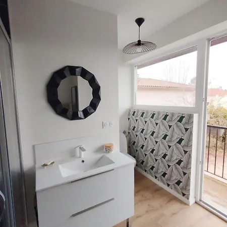 Semesterbostad Plein Sud -maison Proche Centre, Ideal Famille *