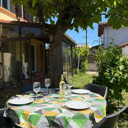 Дом отдыха Plein Sud -maison Proche Centre, Ideal Famille Монтобан